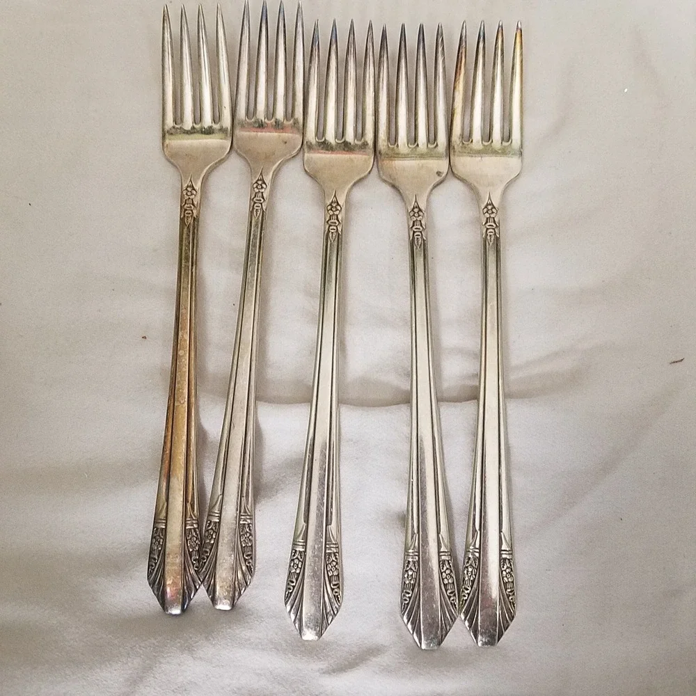 International Silver Rosalind Dinner Forks Set of 5 Silver Silverplate Good 1938